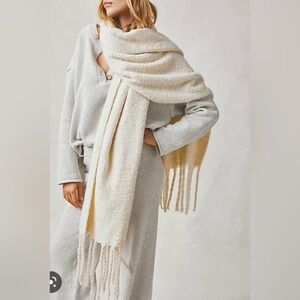 NWOT Free People Shetland Recycled Blend Fringe Scarf